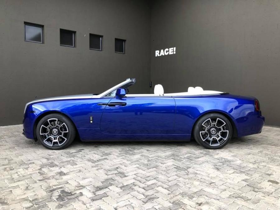  Rolls-Royce Dawn Black Badge by RACE! 2018 года  (фото 4 из 11)